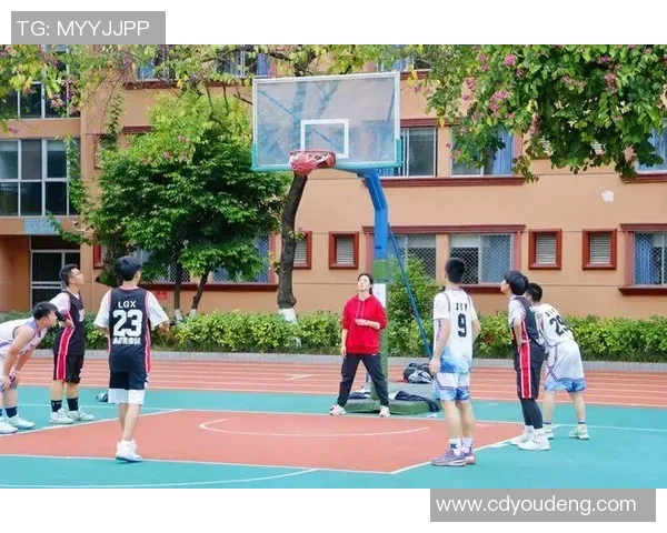 武汉篮球队的耐力之道：揭秘训练背后的坚持与奋斗